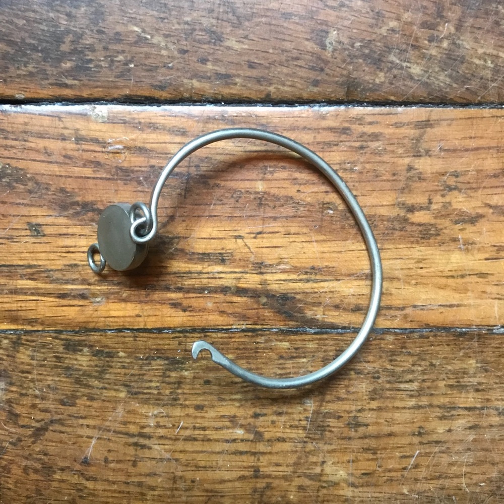 Typewriter Key Bracelet - Picture 2 of 3